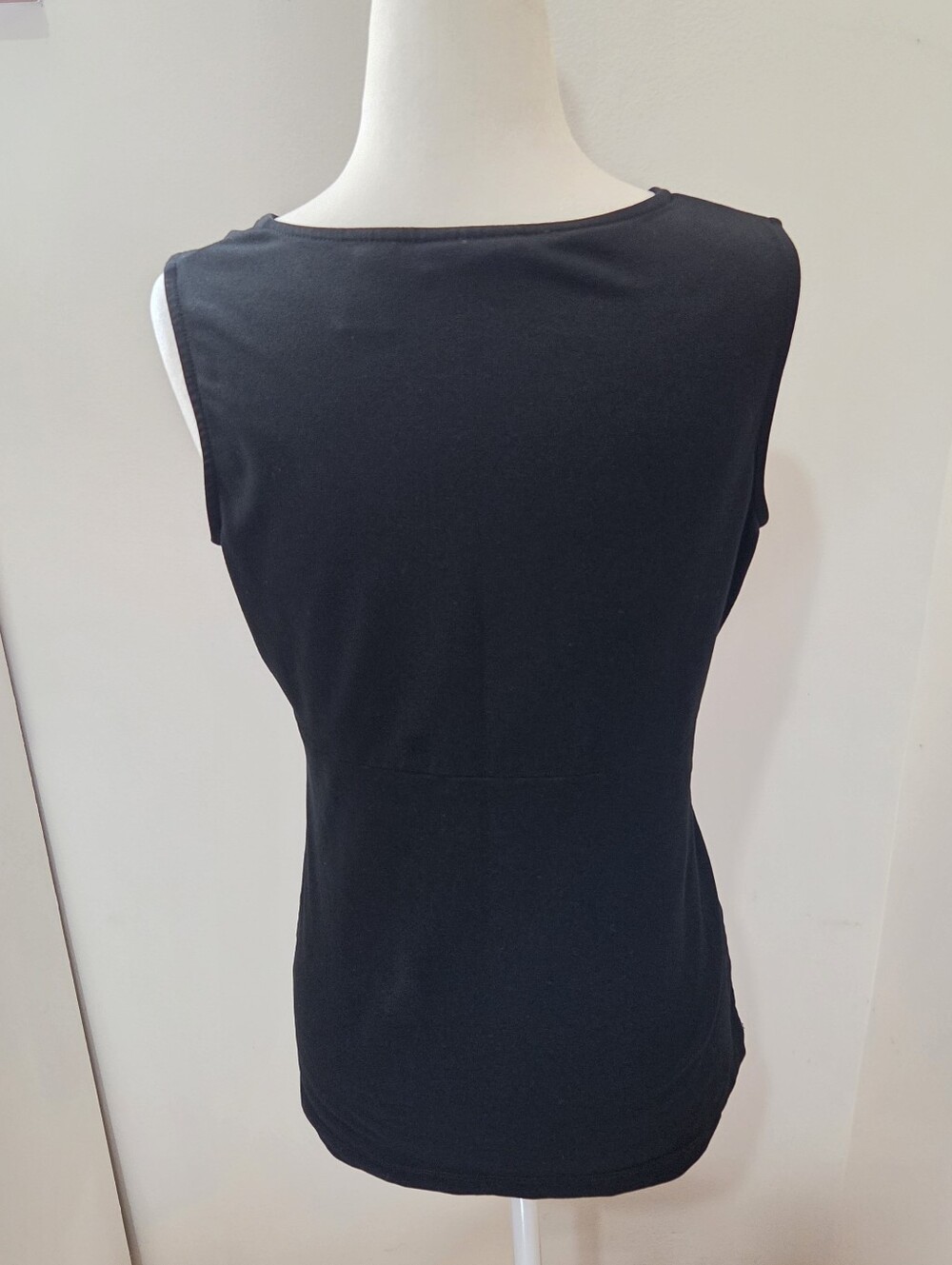 New York & Company Black V Neck PullOver Babydoll Feminine Casual Top Medium - Picture 3 of 6